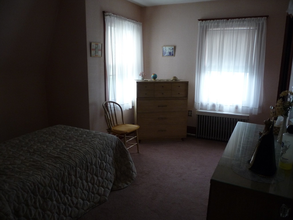 103 Westminster Ave, Watertown, MA Photo #8