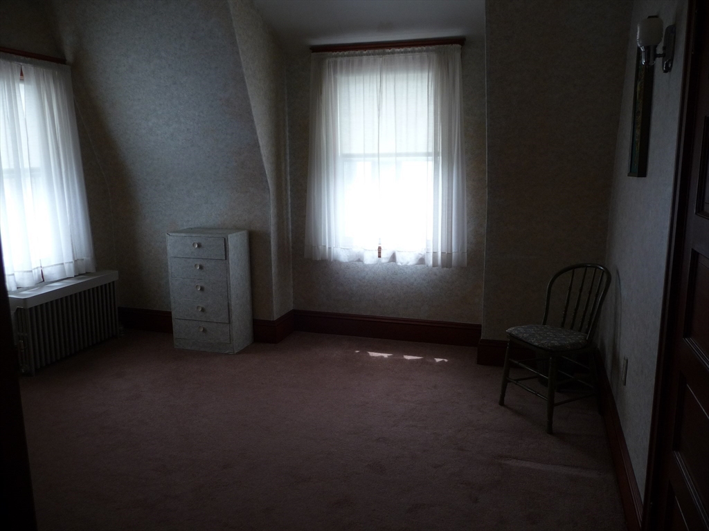 103 Westminster Ave, Watertown, MA Photo #9