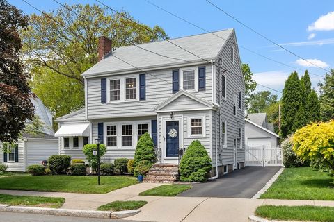14 Glendale Ave Melrose MA 02176