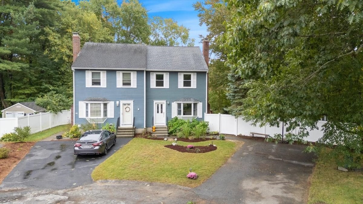 22 Riverbank Circle 22