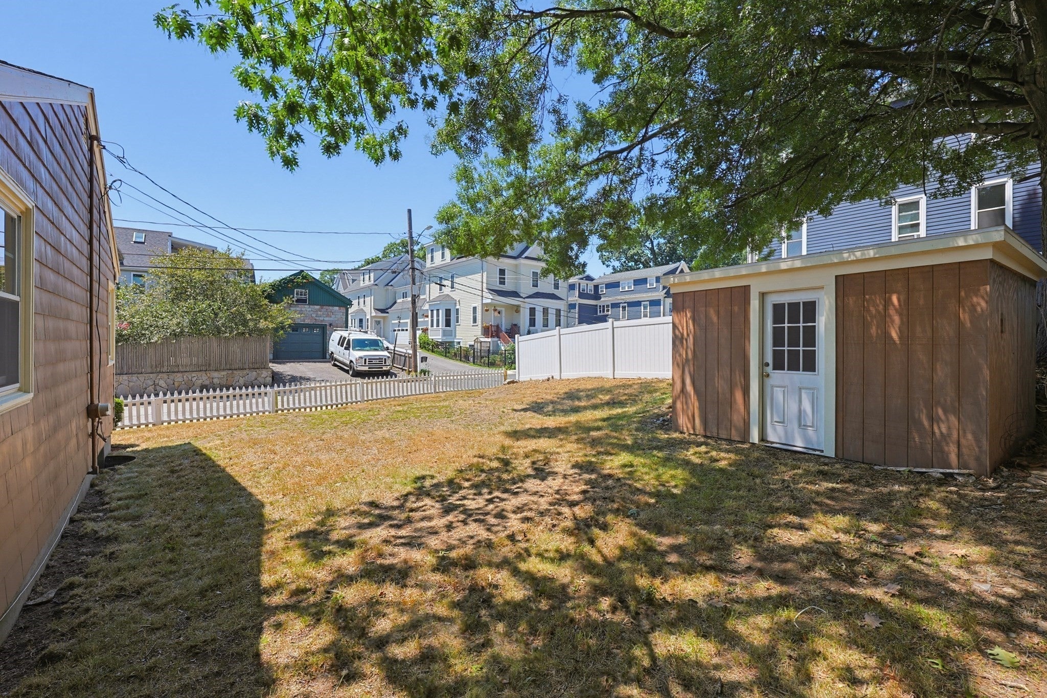 10 Meyer St, Boston, MA Photo #32