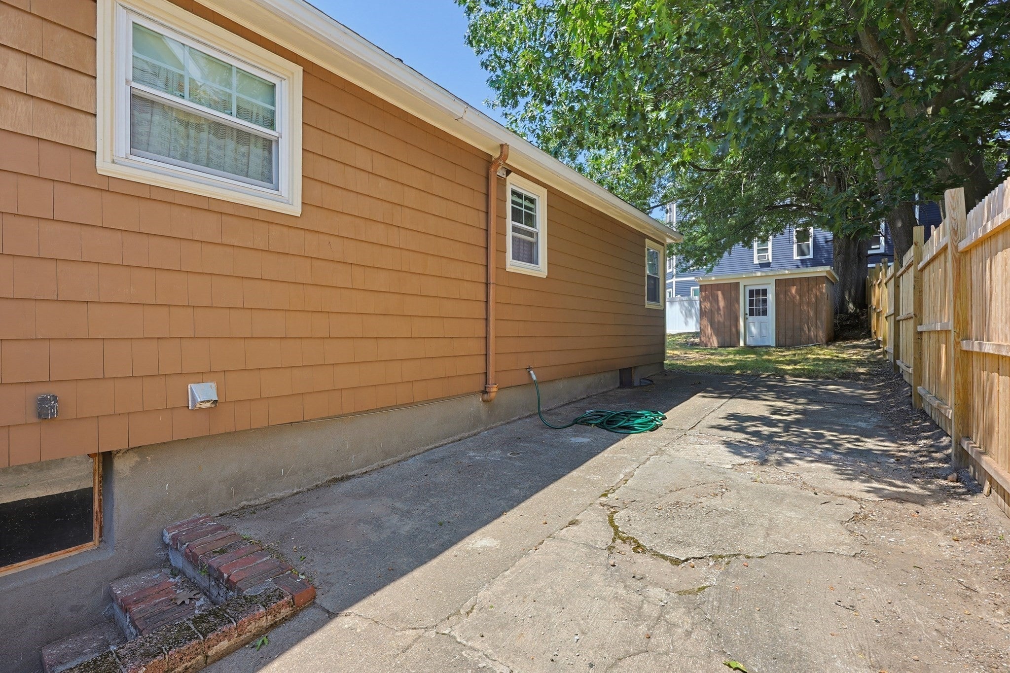 10 Meyer St, Boston, MA Photo #33