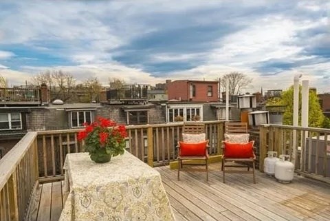 24 Lawrence St 2