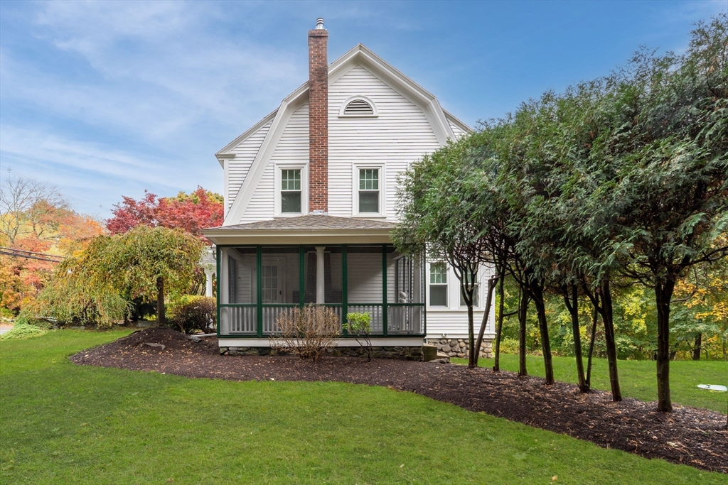 424 Great Rd