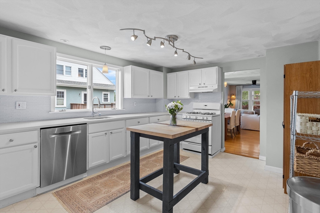 56 Hilton St 56