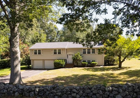 15 Chamberlain Street Hopkinton MA 01748