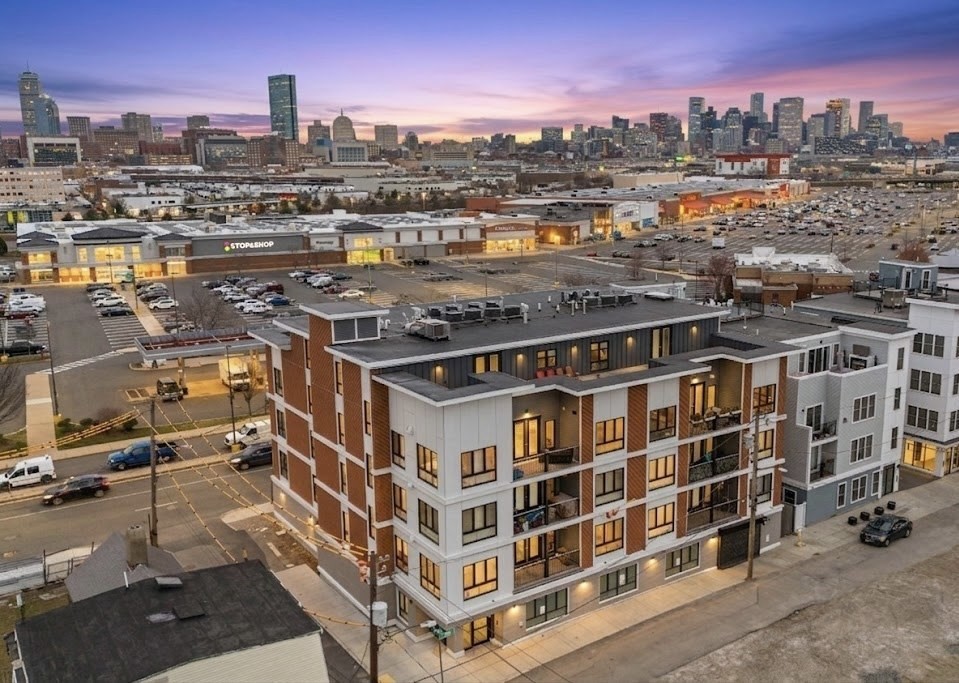 85 Willow Court PH501