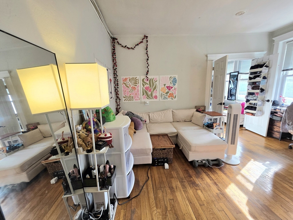 1641 Commonwealth Ave 16