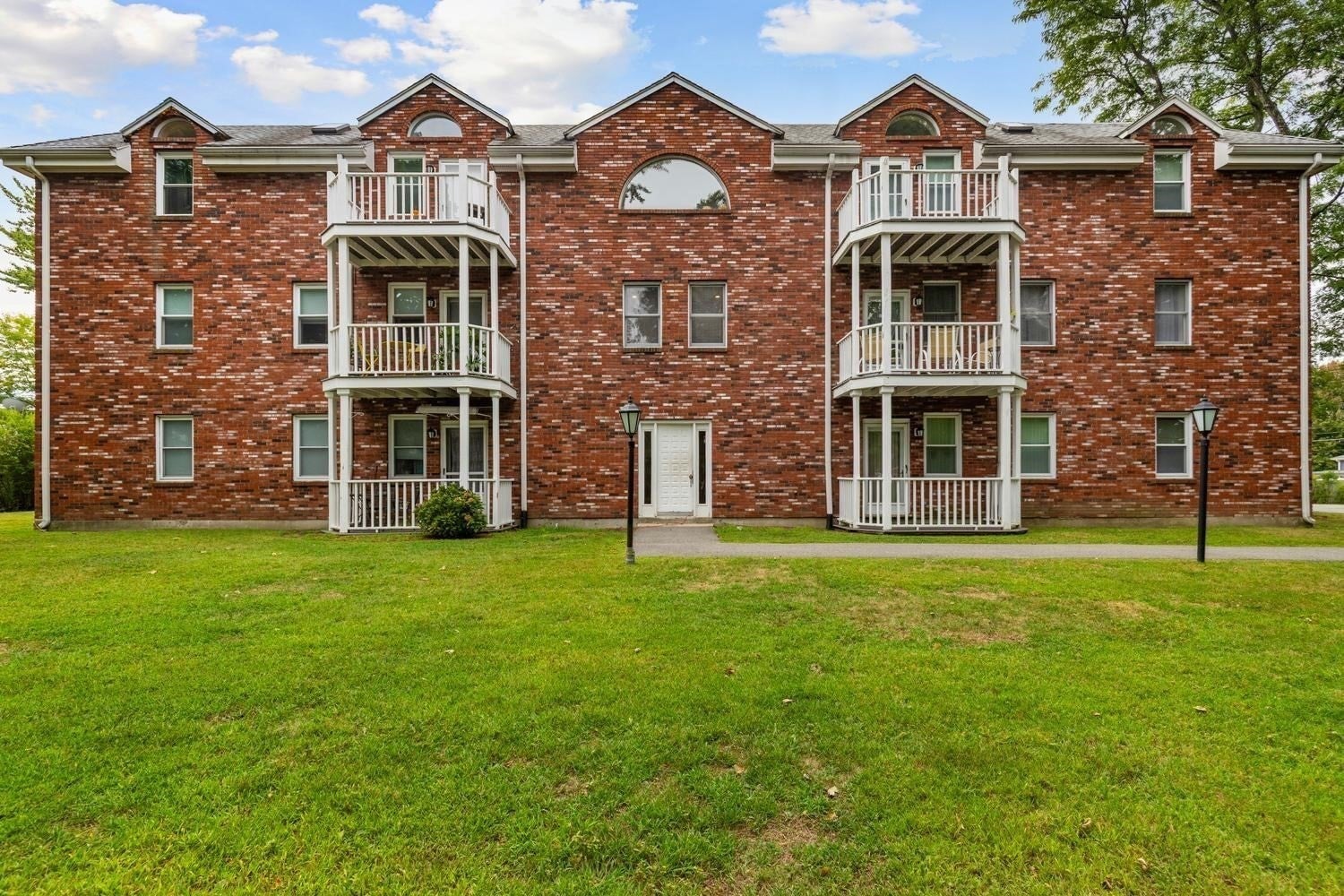 19 Paris St #203, Medford, MA, 19 Paris St #203, Medford, MA Photo #20