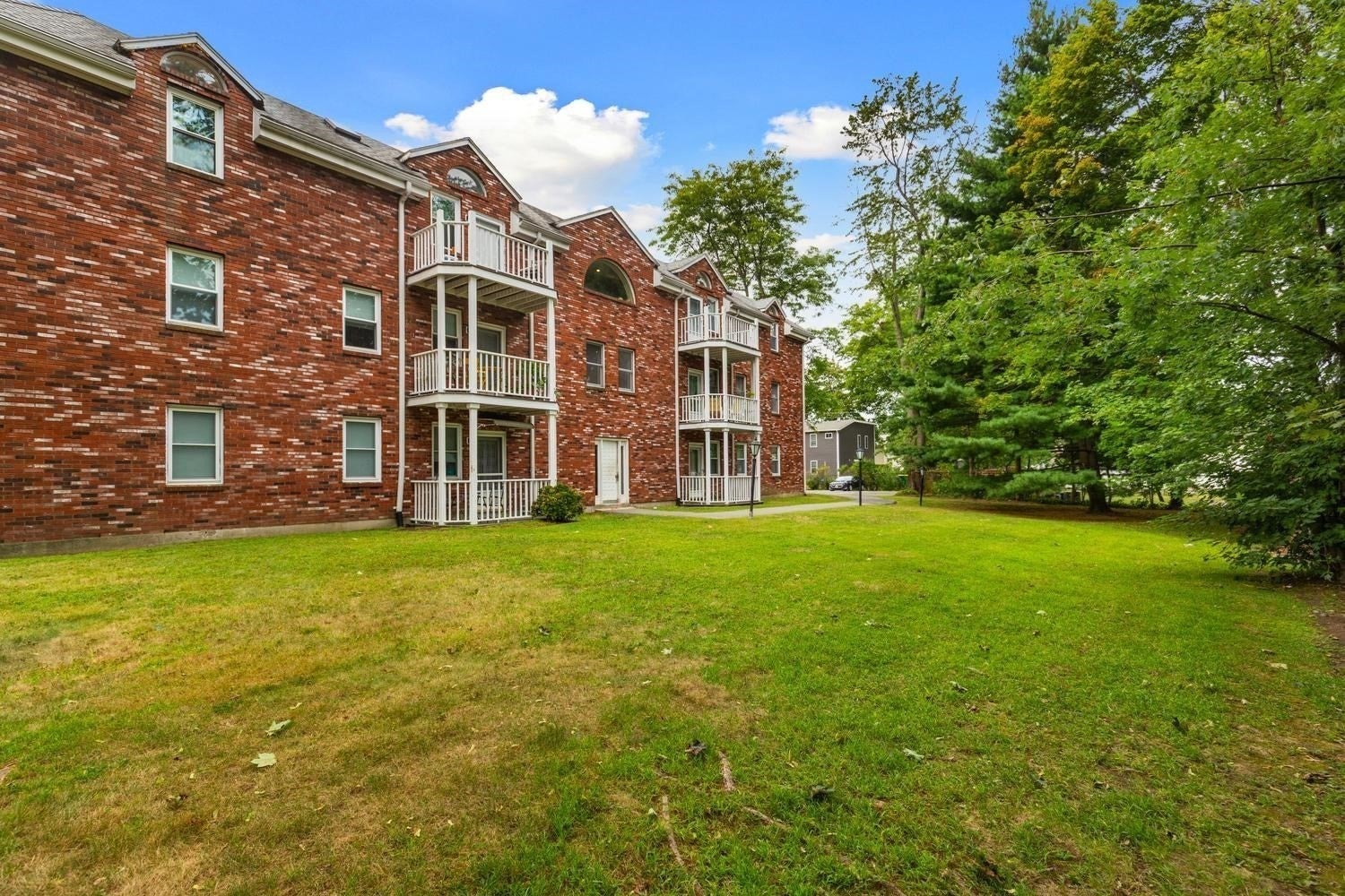 19 Paris St #203, Medford, MA, 19 Paris St #203, Medford, MA Photo #19