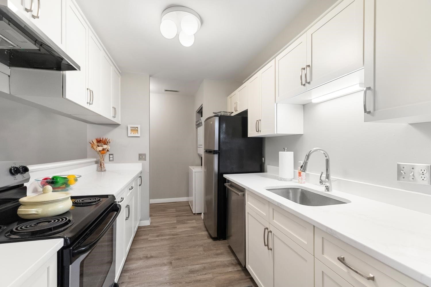 19 Paris St #203, Medford, MA, 19 Paris St #203, Medford, MA Photo #4