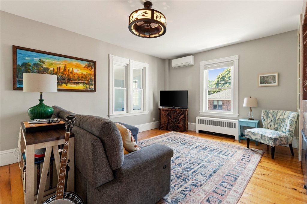 16 Dudley St 2