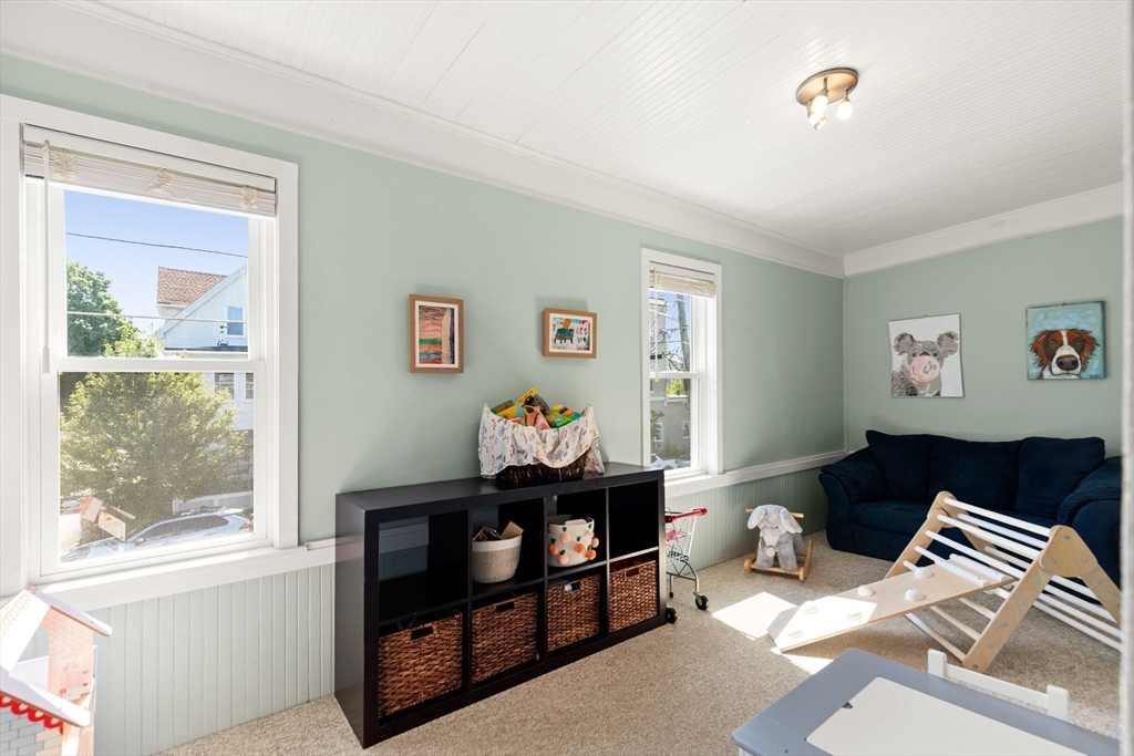 16 Dudley St 2