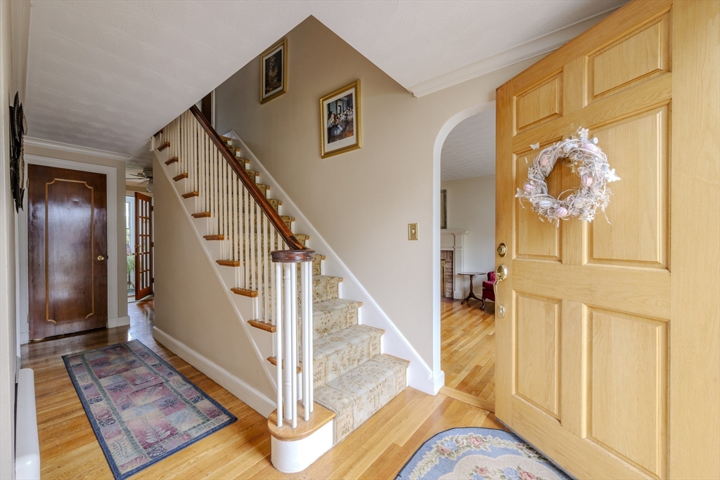 8 Carlson Circle