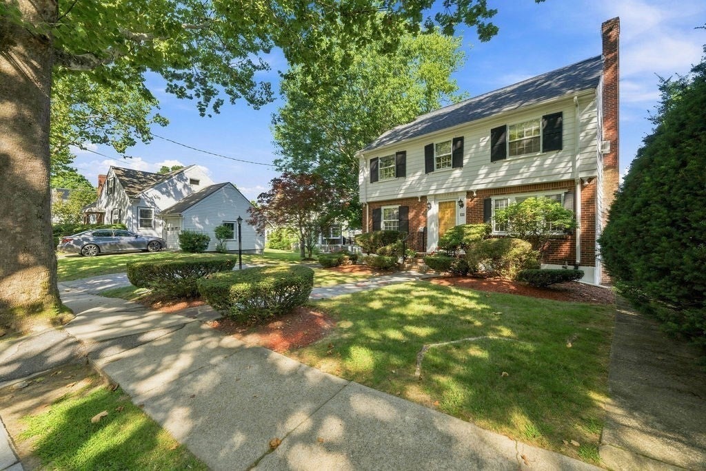 8 Carlson Circle, Boston MA 02132