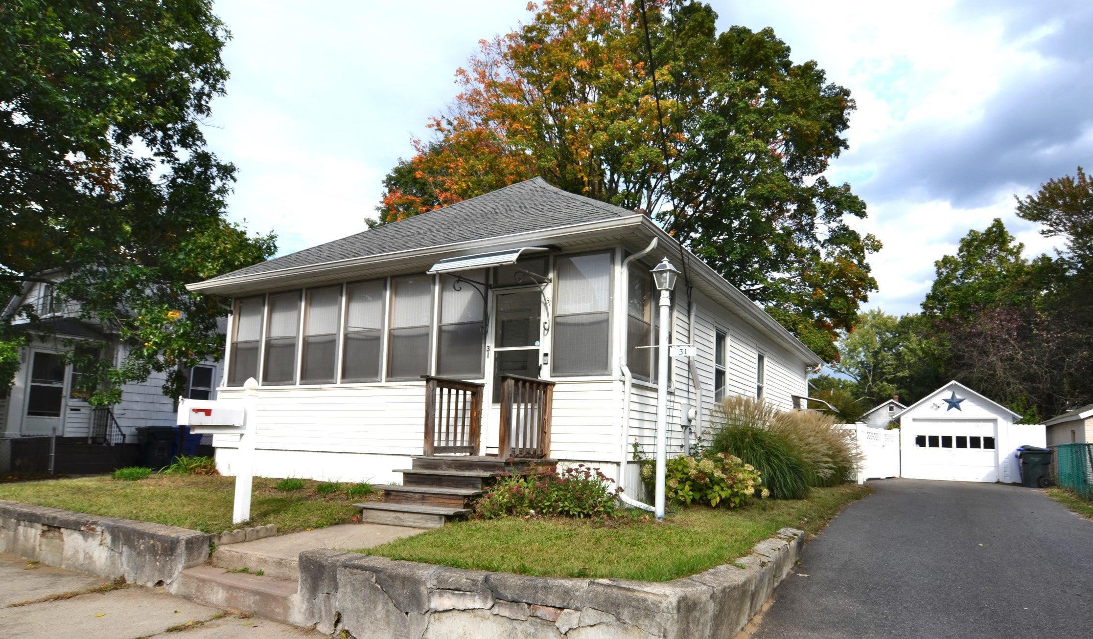 Photo of 31 Barber St, Springfield, MA