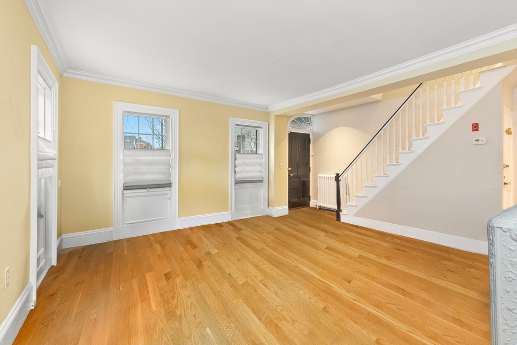 34 Pleasant St 1