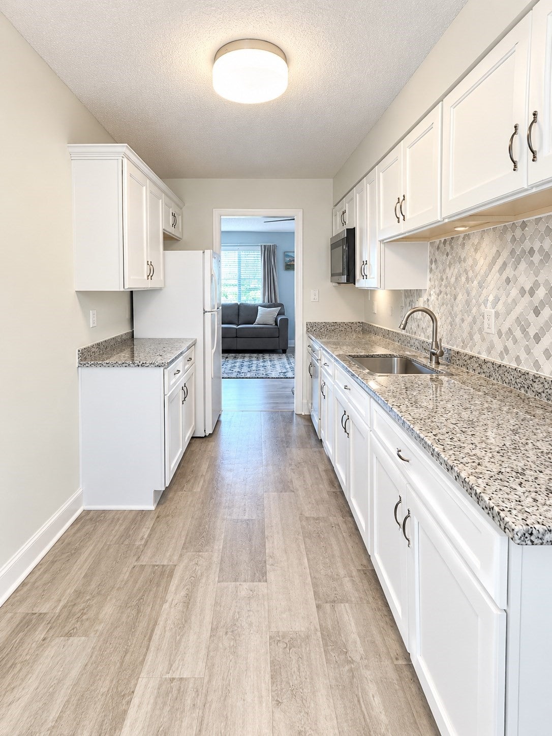 89 Collins St #89, Chicopee, MA, 89 Collins St #89, Chicopee, MA Photo #2