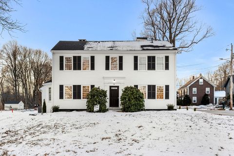 34 Central 2 Rowley MA 01969