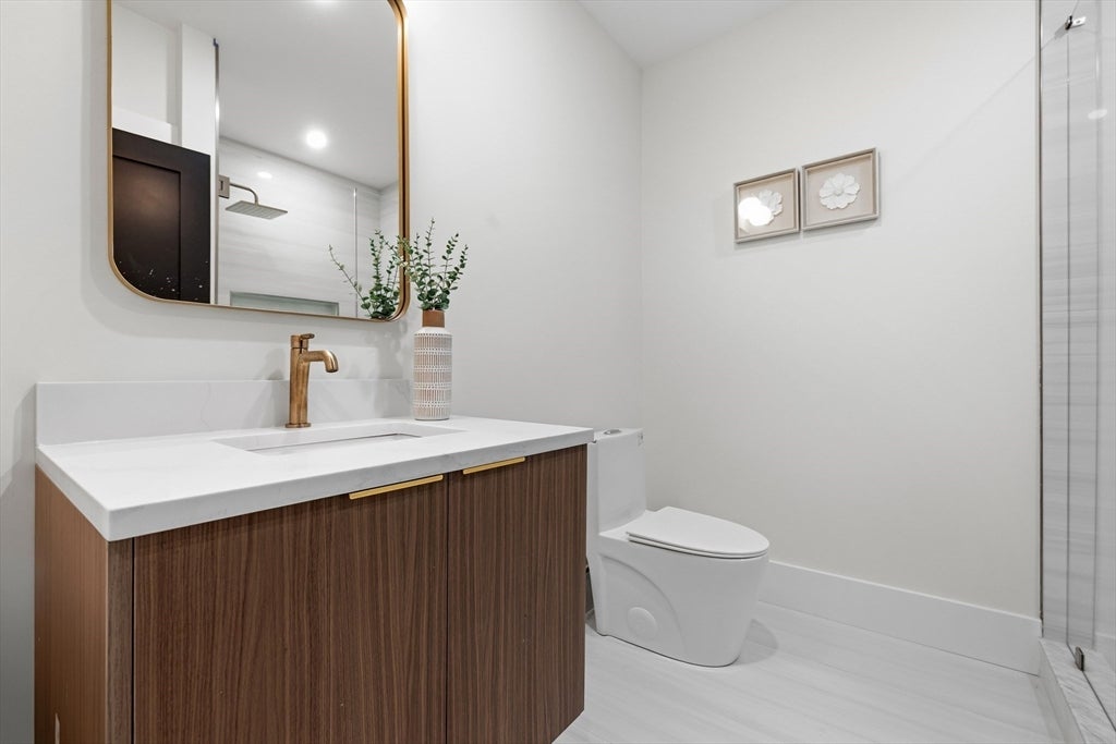 17 Holmes ST #1, Quincy, MA Photo #16