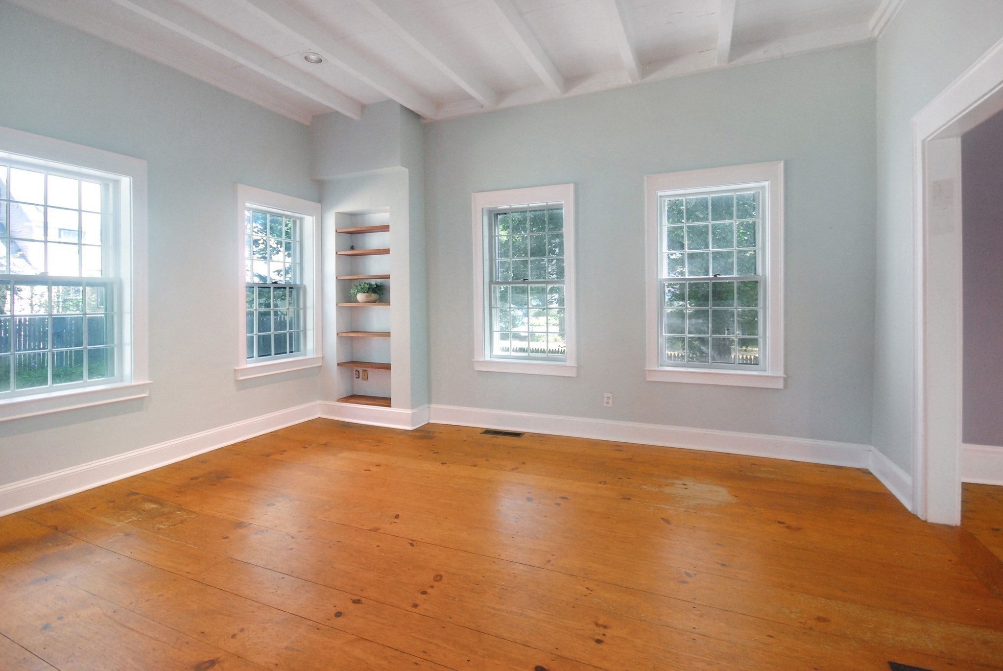 1574 Main St. 1574