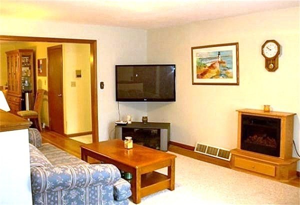 32 Hilltop Ln 2