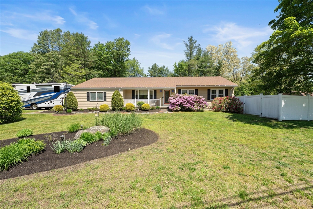 1 Redgate Ln