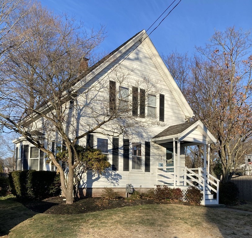 25 Forest Avenue