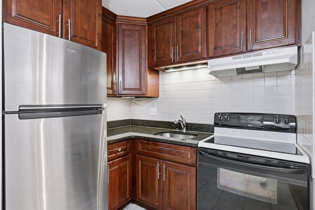 43-51 Albion St #B9, Melrose, MA, 43-51 Albion St #B9, Melrose, MA Photo #1