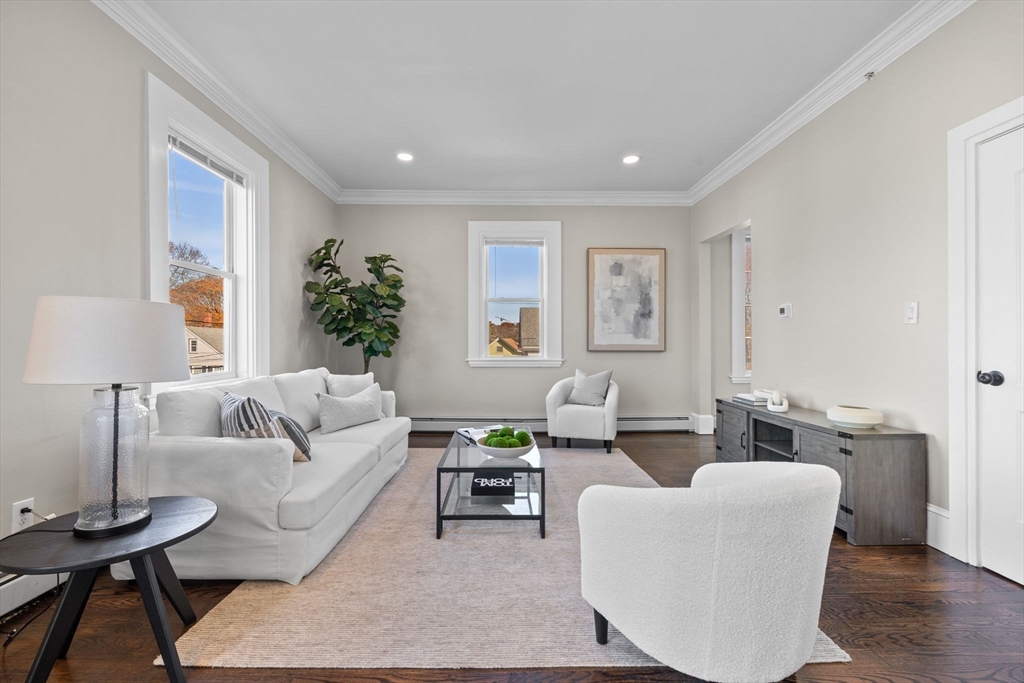 62 Chestnut Street 2