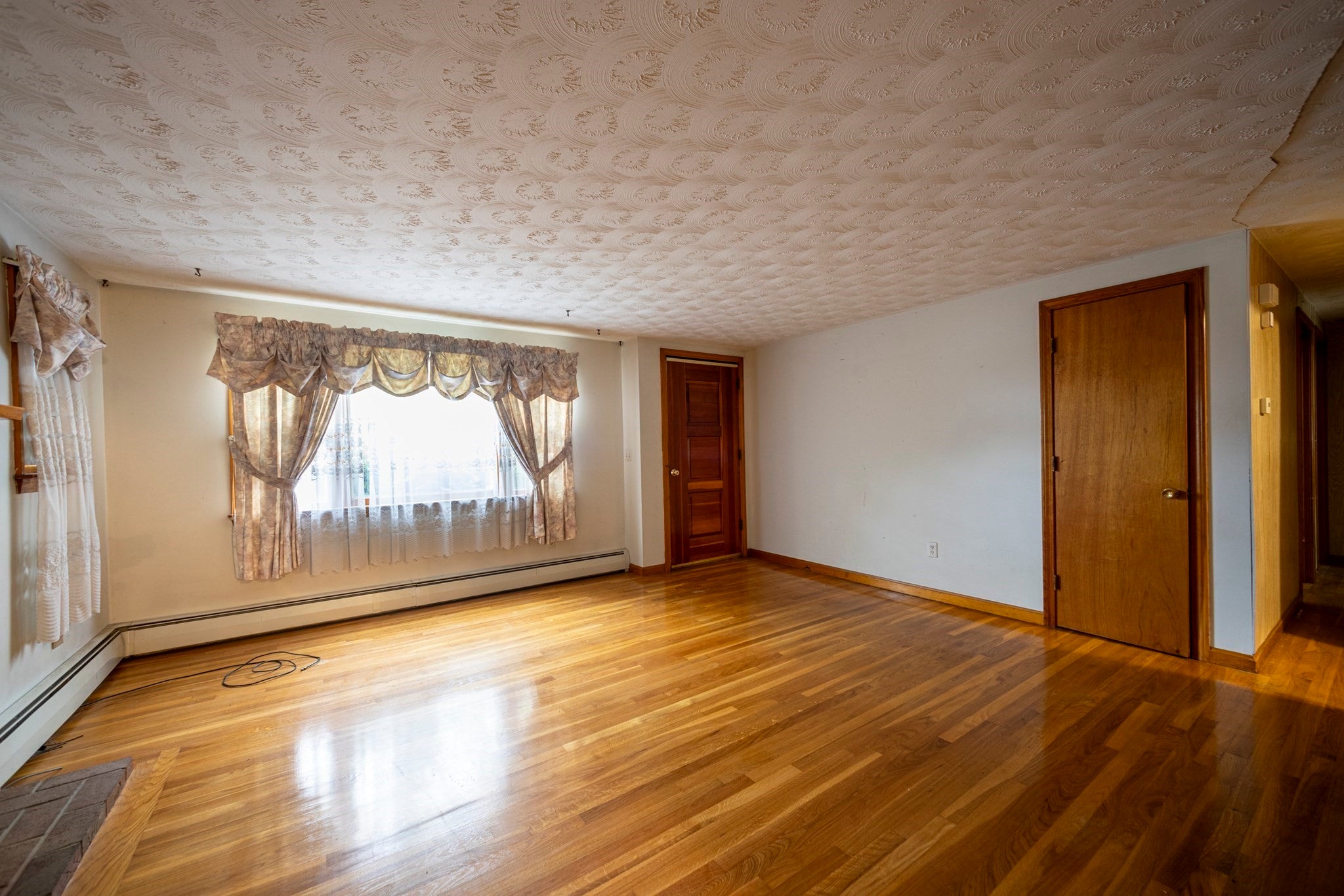 18 Lanen Ave, Groveland, MA Photo #11