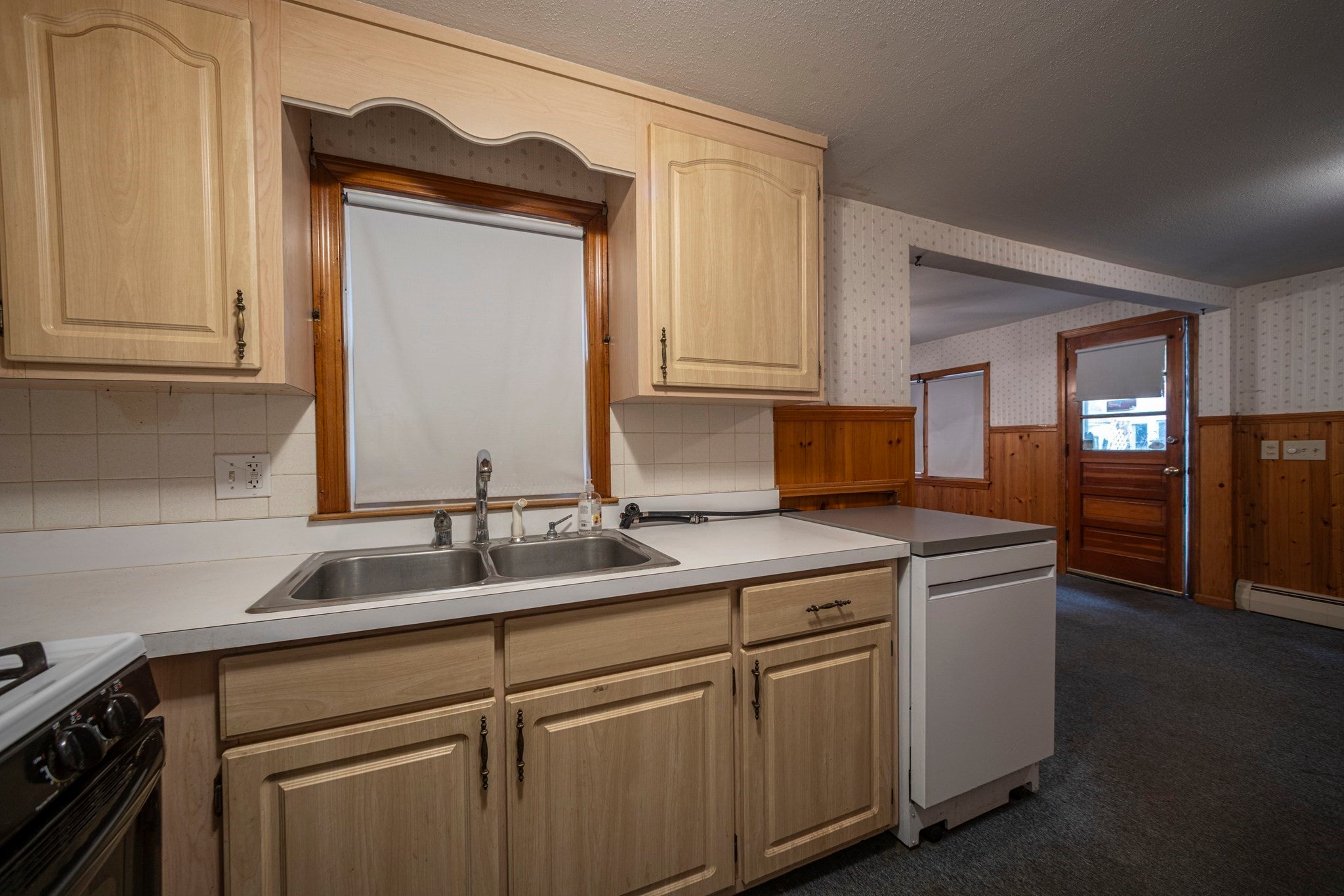 18 Lanen Ave, Groveland, MA Photo #7