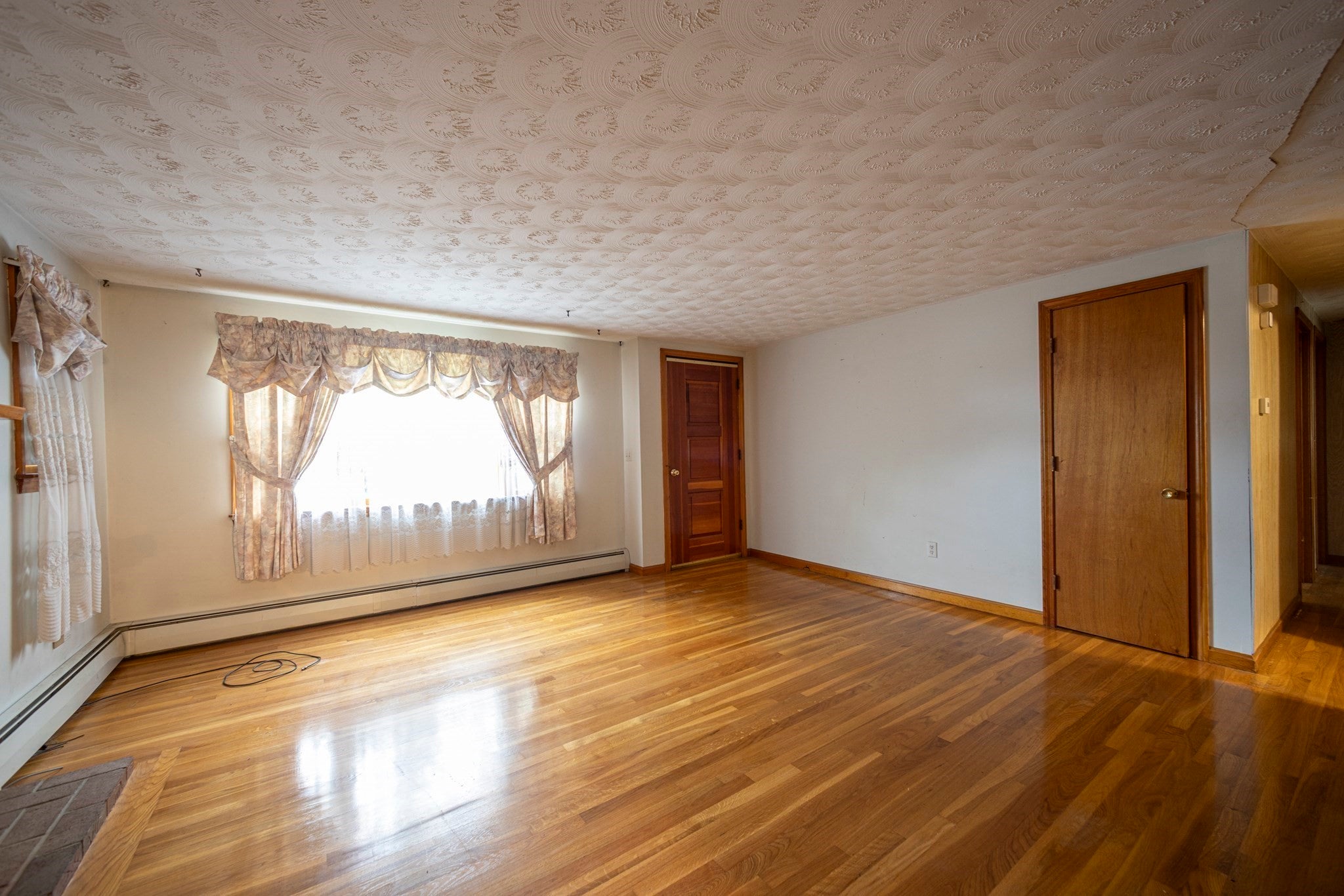 18 Lanen Ave, Groveland, MA Photo #13