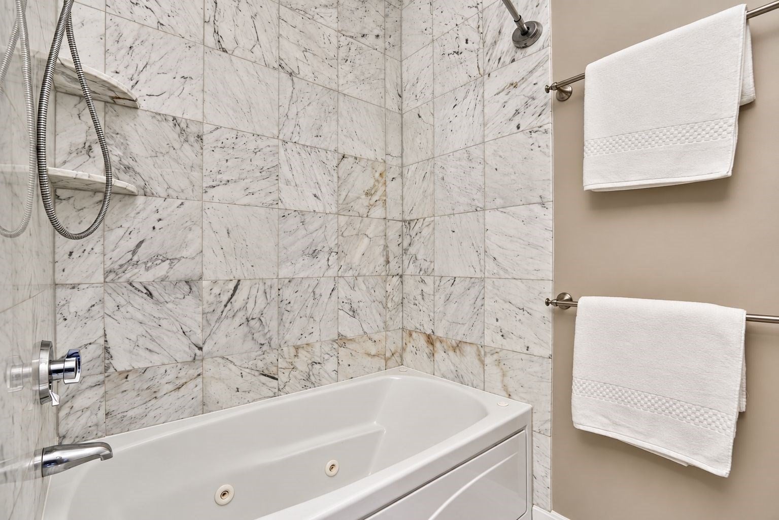 894 Main ST #18, Wakefield, MA, 894 Main ST #18, Wakefield, MA Photo #21
