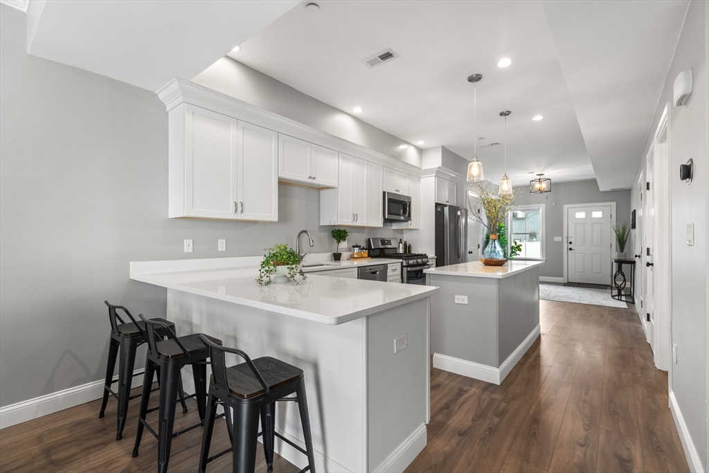 868 Washington St 868