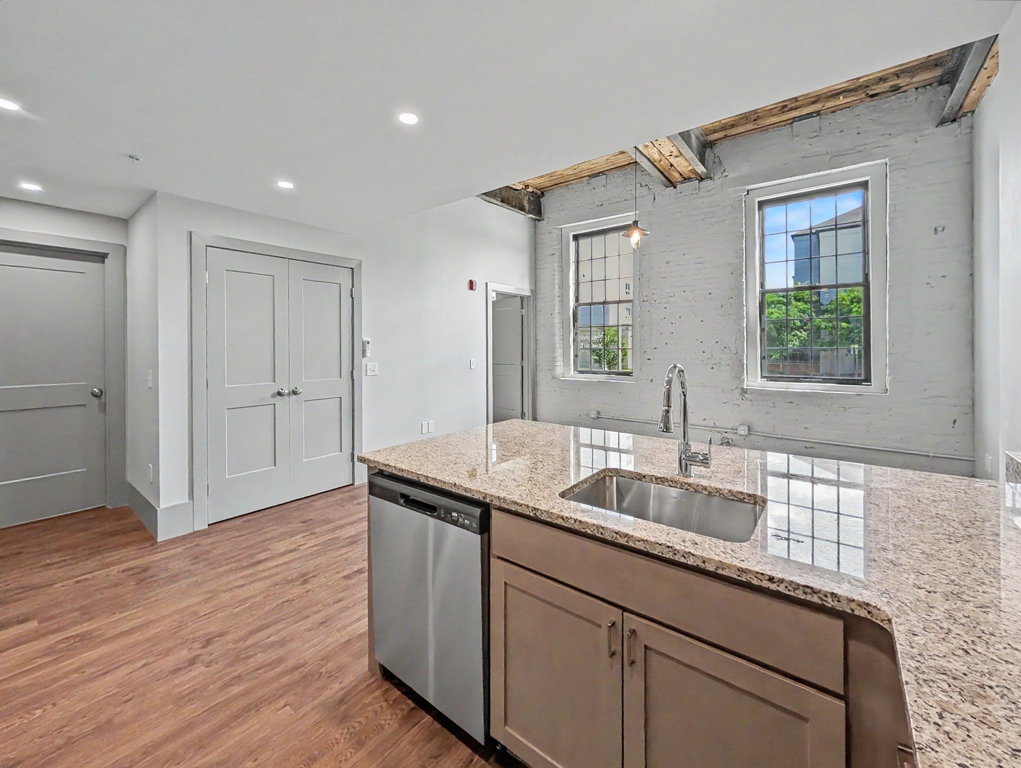 90 Grove St #110, Worcester, MA, 90 Grove St #110, Worcester, MA Photo #6
