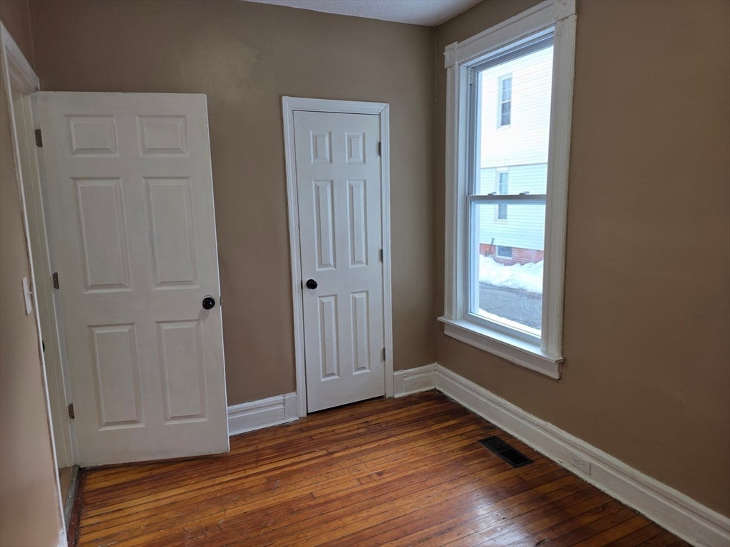 184 King St, Springfield, MA, 184 King St, Springfield, MA Photo #13