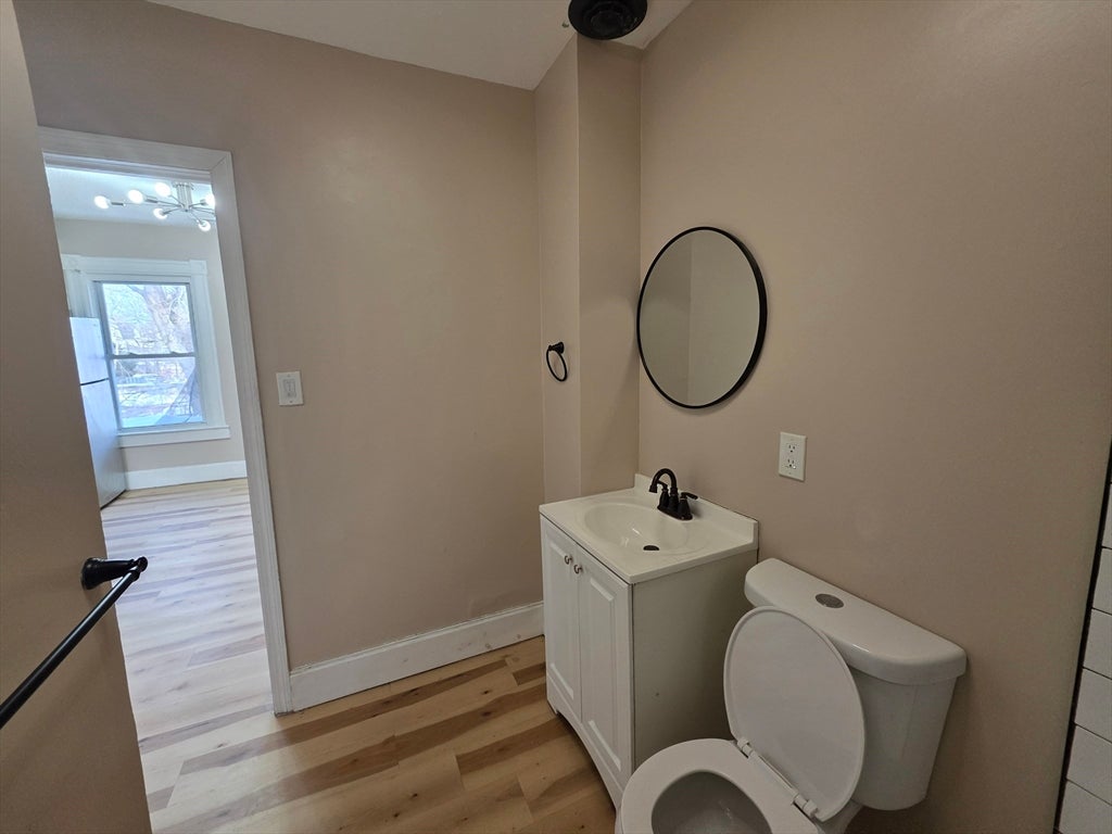 184 King St, Springfield, MA, 184 King St, Springfield, MA Photo #35