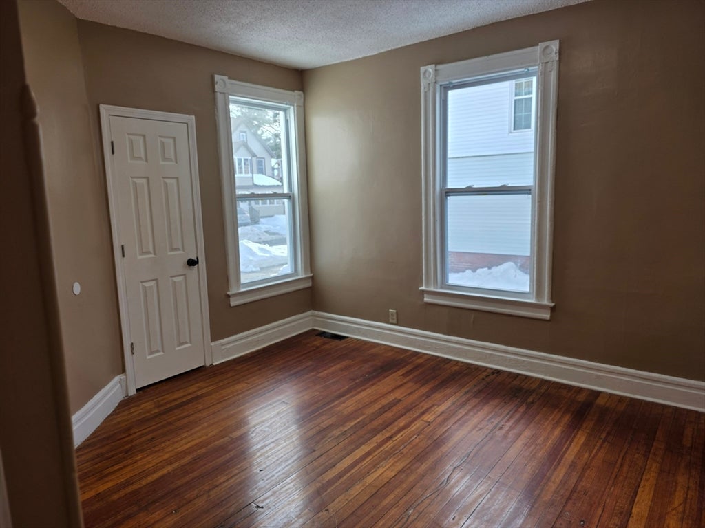 184 King St, Springfield, MA, 184 King St, Springfield, MA Photo #19