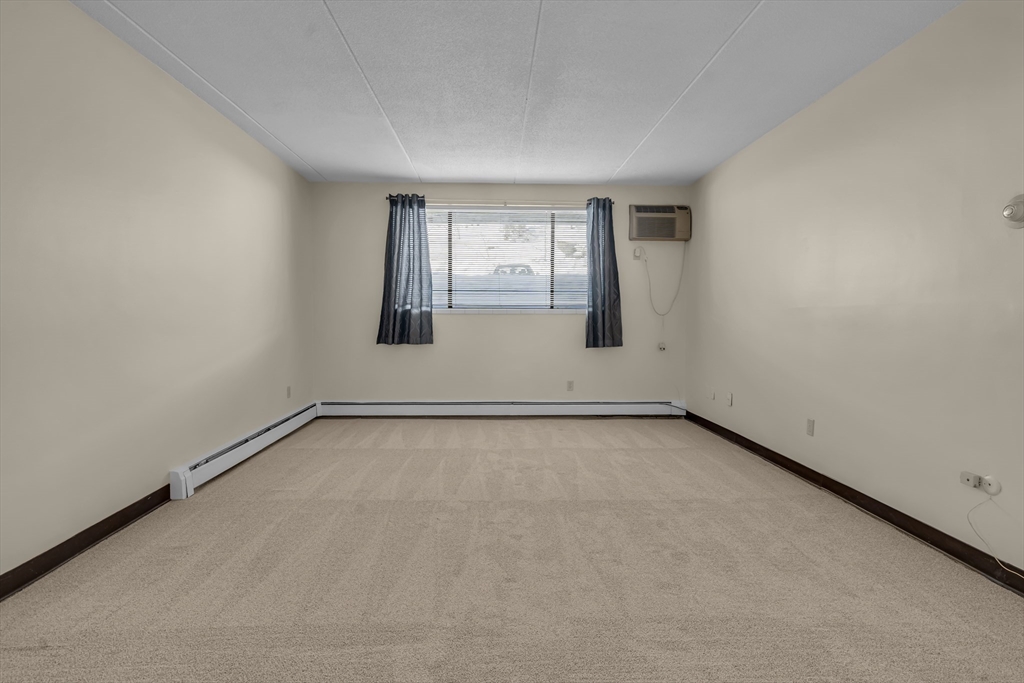 80 N. Warren Street 30