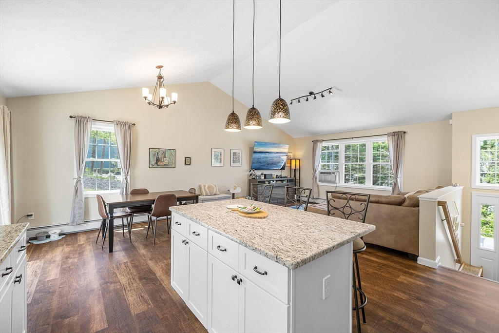 722 Cottage St Lot 8