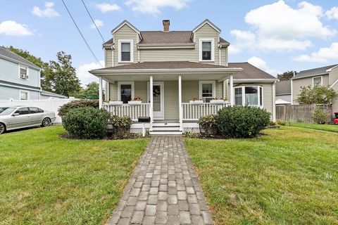 38 Greenvale Ave Weymouth MA 02188