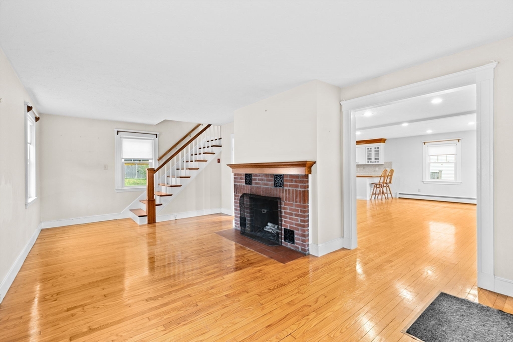 38 Greenvale Ave