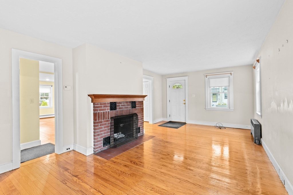38 Greenvale Ave