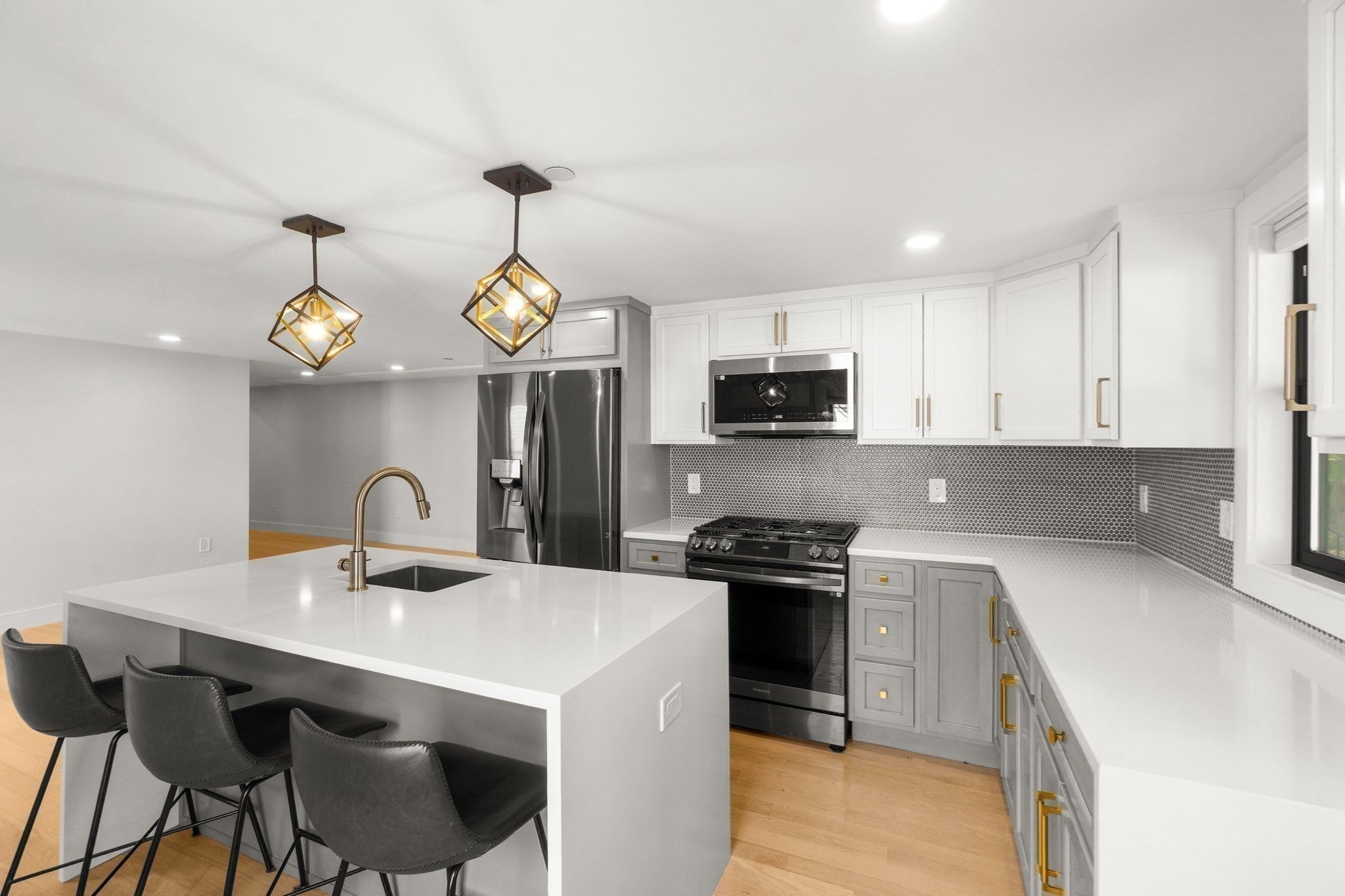 1069 Washington St #1, Boston, MA Photo #17