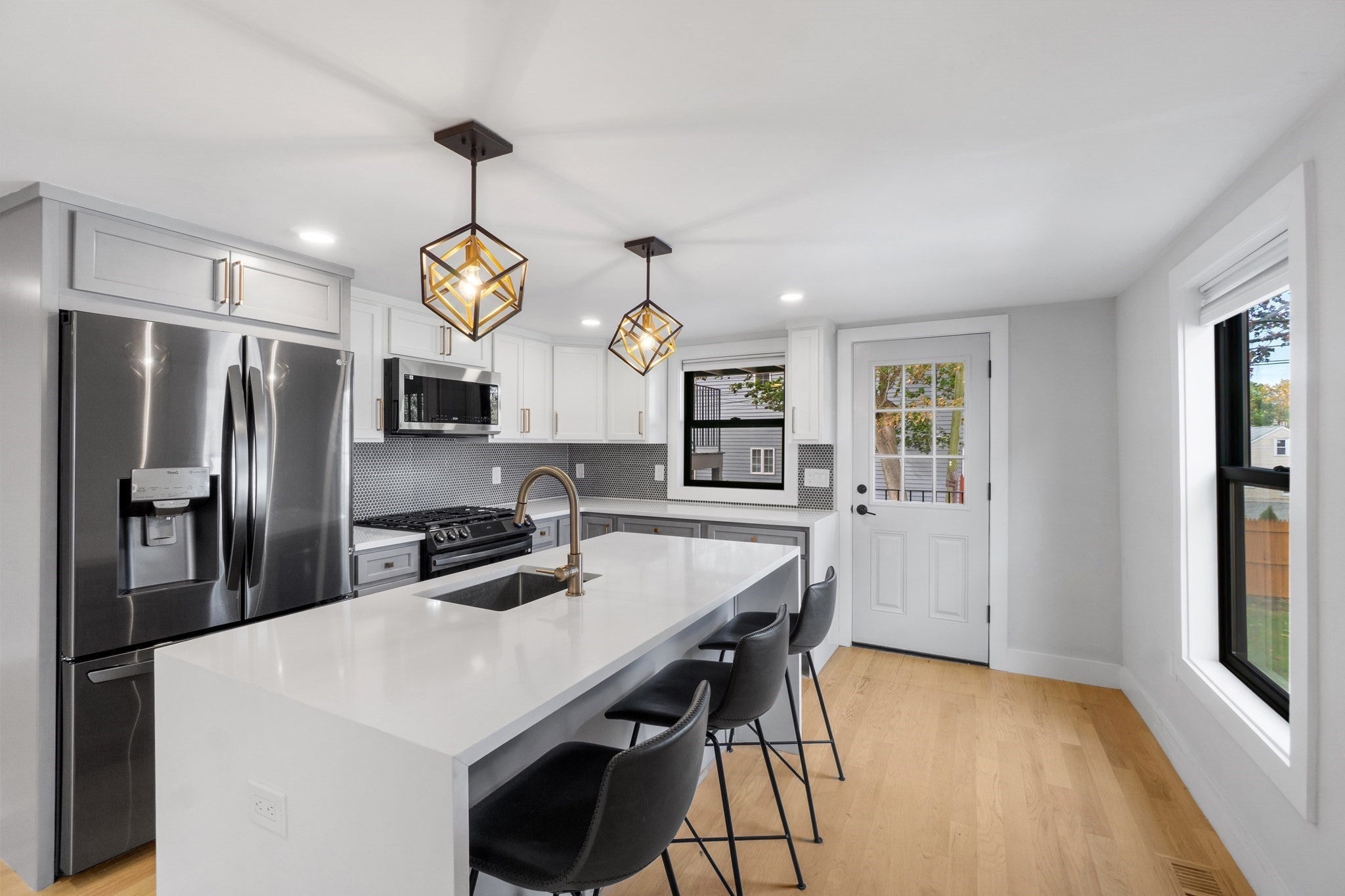 1069 Washington St #1, Boston, MA Photo #1