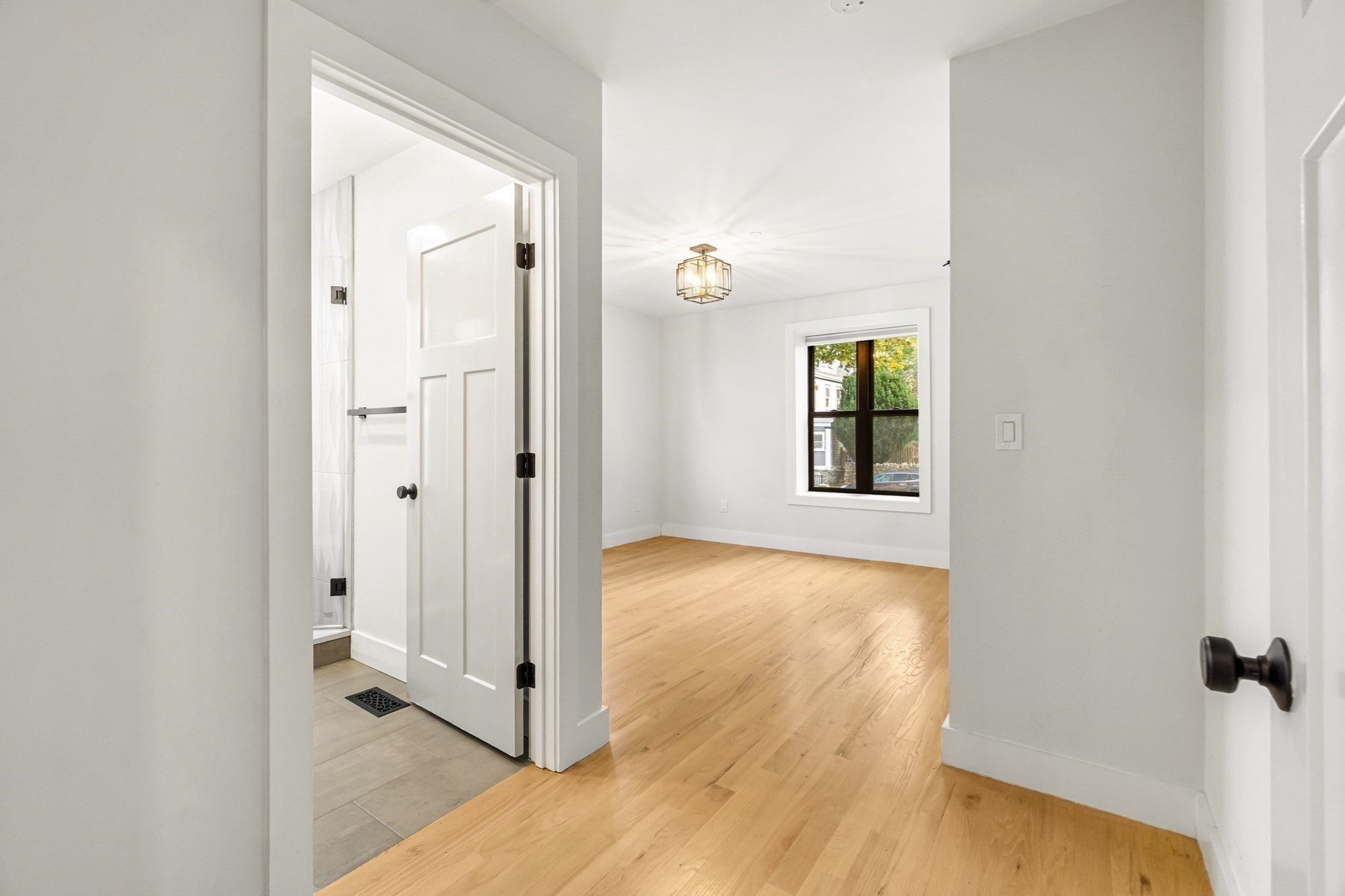 1069 Washington St #1, Boston, MA Photo #6