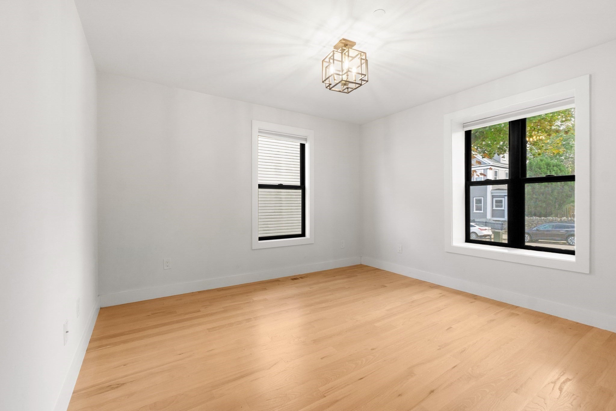 1069 Washington St #1, Boston, MA Photo #8