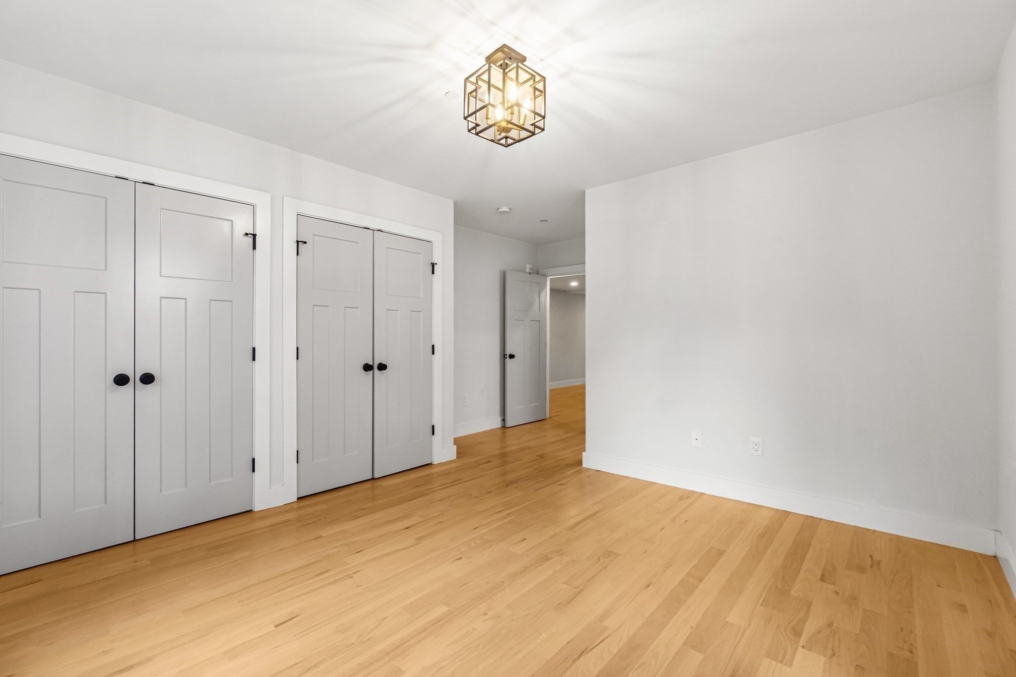 1069 Washington St #1, Boston, MA Photo #9
