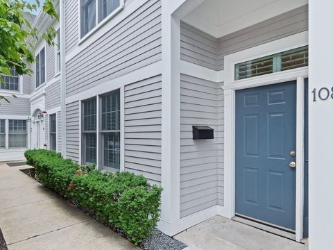 108 Harvard St 1 Brookline MA 02446